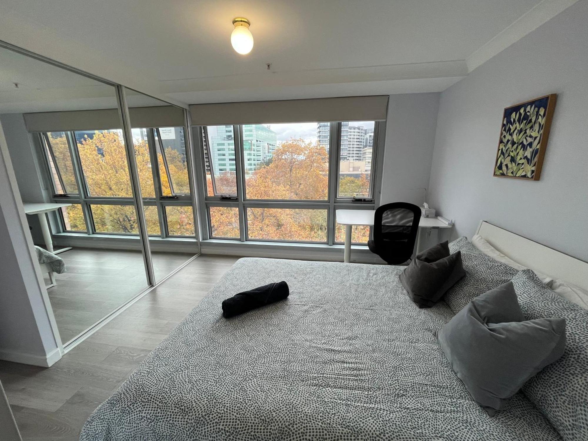 Private Room With Ensuite In The Cbd Canberra Exterior photo